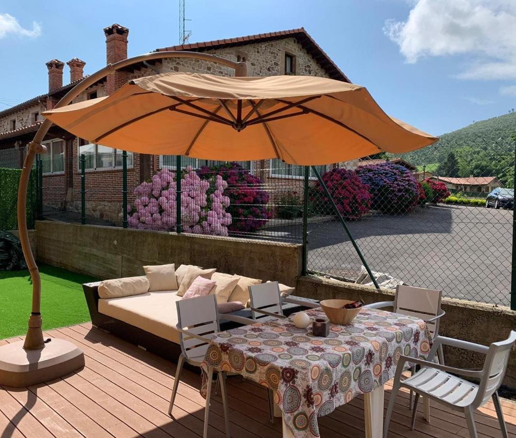 Chalet Individual En Vargas, Cantabria エクステリア 写真